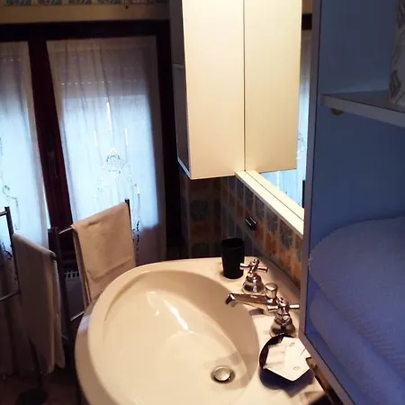 Bed and Breakfast La Casa Di Ro *